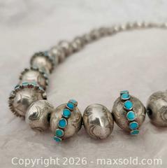MaxSold Auction: Vintage Sterling Navajo Pearl Necklace  - Toronto (Ontario, Canada) SELLER MANAGED Reseller Online Auction - Melita Avenue