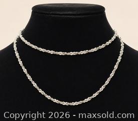 MaxSold Auction: Vintage Long 925 STRELING Silver Necklace - Marked  - Toronto (Ontario, Canada) PARTNER MANAGED Reseller Online Auction - Queen Street West.