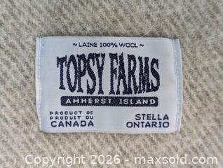 MaxSold Auction: TOPSY FARMS NEW WOOL BLANKET - Loyalist (Ontario, Canada) SELLER MANAGED Downsizing Online Auction - Main Street Bath