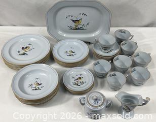 MaxSold Auction: Spode Queen’s Bird Fine Stoneware Dinnerware Set - Campbell (California, USA) PARTNER MANAGED Estate Sale Online Auction - Dell Avenue