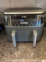 MaxSold Auction: Ninja DZ201 Dual-Zone Dual-Drawer Air Fryer, Black/Dark Gray - Didsbury (Alberta, Canada) PARTNER MANAGED Moving Online Auction - Deer Coulee Drive