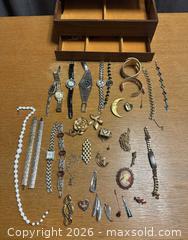 MaxSold Auction: Vintage costume jewelry lot with box, 11–25 pieces - Didsbury (Alberta, Canada) PARTNER MANAGED Moving Online Auction - Deer Coulee Drive