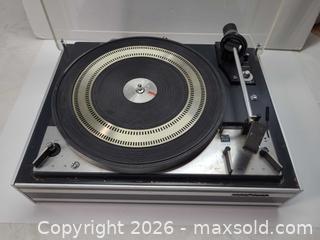 MaxSold Auction: Dual / Nordmende 1219 Turntable / Record Player - Toronto (Ontario, Canada) PARTNER MANAGED Reseller Online Auction - Queen Street West