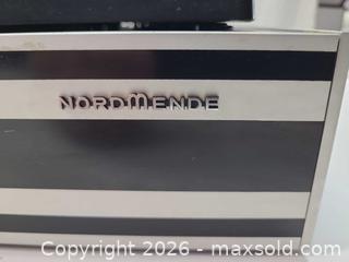 MaxSold Auction: Dual / Nordmende 1219 Turntable / Record Player - Toronto (Ontario, Canada) PARTNER MANAGED Reseller Online Auction - Queen Street West