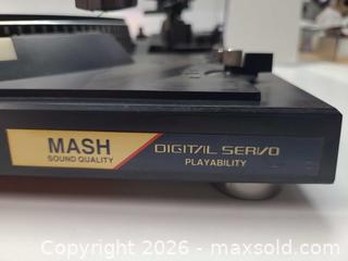 MaxSold Auction: Technics SL-2000 Direct Drive Turntable (33/45 RPM) - Toronto (Ontario, Canada) PARTNER MANAGED Reseller Online Auction - Queen Street West