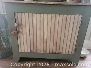 MaxSold Auction: Green Farmhouse China Cabinet / Hutch with Glass Door - Kitchener (Ontario, Canada) SELLER MANAGED Downsizing Online Auction - Schweitzer