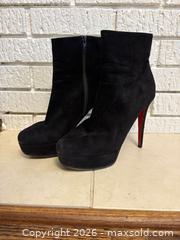 MaxSold Auction: Christian Louboutin Bianca Boot Black Suede Ankle Heeled - EU 41 120mm - Toronto (Ontario, Canada) SELLER MANAGED Downsizing Online Auction -  Lonsdale Road (CONDO)