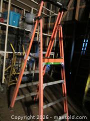MaxSold Auction: 6 foot platform ladder - Milton (Ontario, Canada) SELLER MANAGED Downsizing Online Auction - Guelph Line (STORAGE)