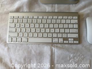 MaxSold Auction: Apple monitor magic mouse and keyboard - Saanich (British Columbia, Canada) SELLER MANAGED Downsizing Online Auction - Inez Drive