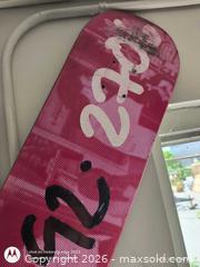 MaxSold Auction: Unbranded Pink/Black/White Maple Skateboard Deck 8.0-8.25 in - Kingston (Ontario, Canada) SELLER MANAGED Downsizing Online Auction -  Railway Street