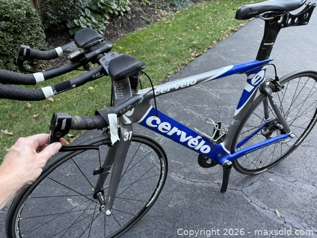 Bid Gallery | Fairfax (Virginia, USA) SELLER MANAGED Downsizing Online ...