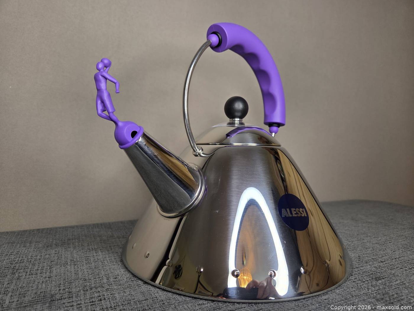 Bid Gallery | Hamilton (Ontario, Canada) SELLER MANAGED Estate Sale ...