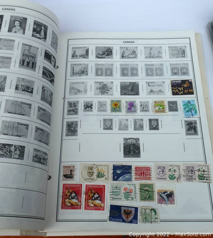 Traveller Stamp Album