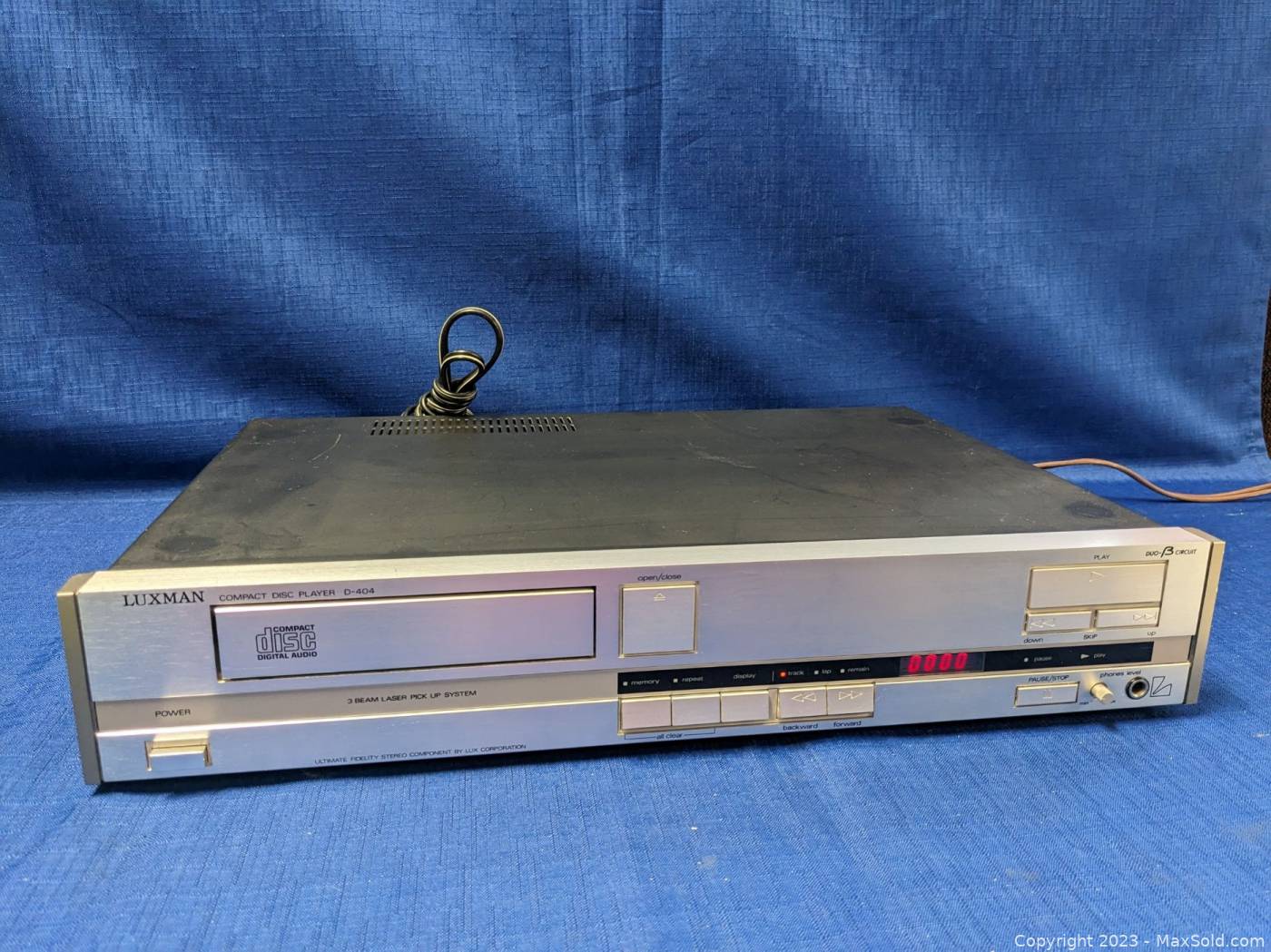 ◇冬の大感謝祭!! LUXMAN D-38u CDプレイヤー モップがけ m0a3778 ◇冬の大感謝祭!! LUXMAN D-38u CDプレイヤー モップがけ m0a3778