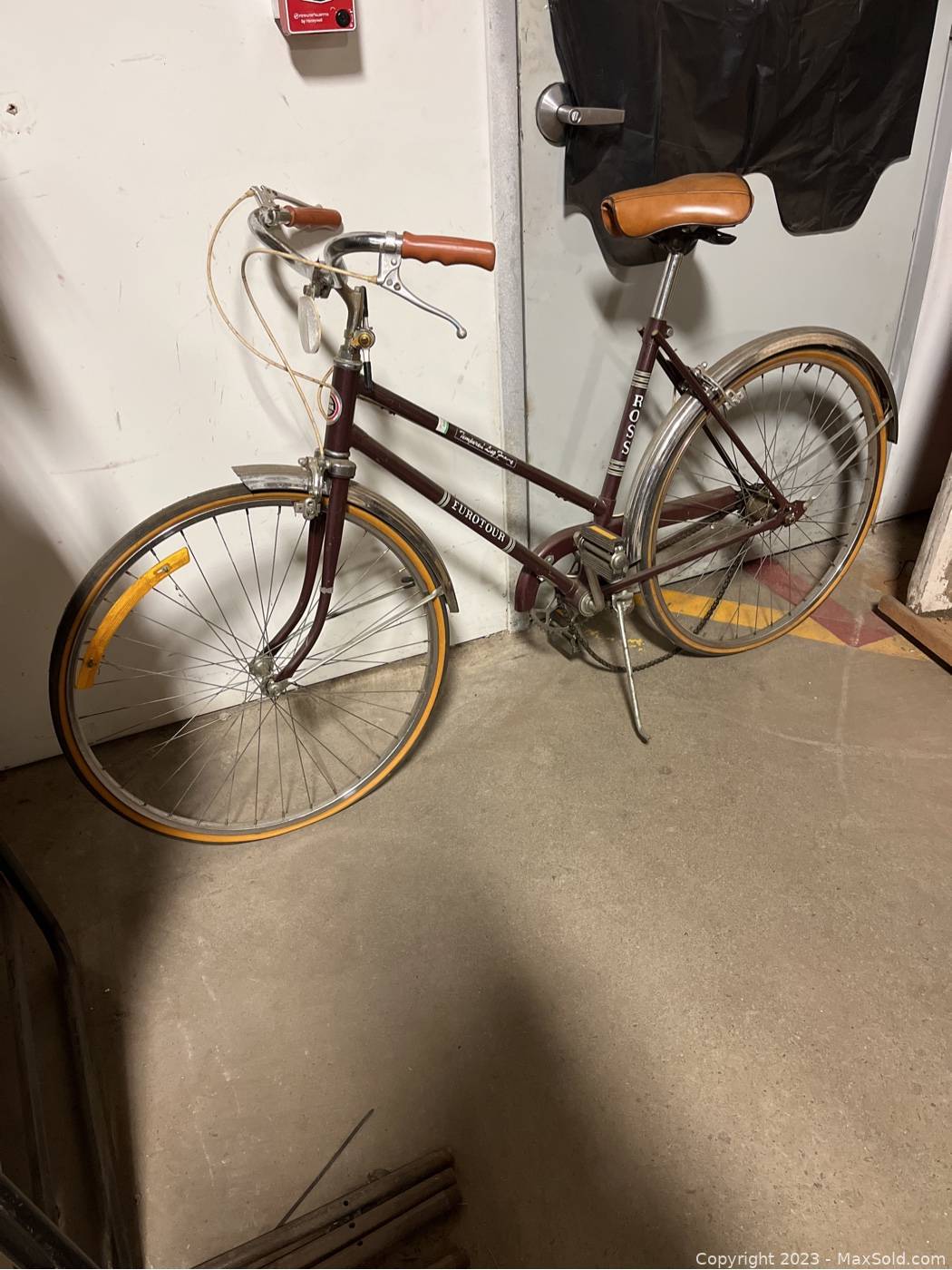Ross eurotour bike online 3 speed