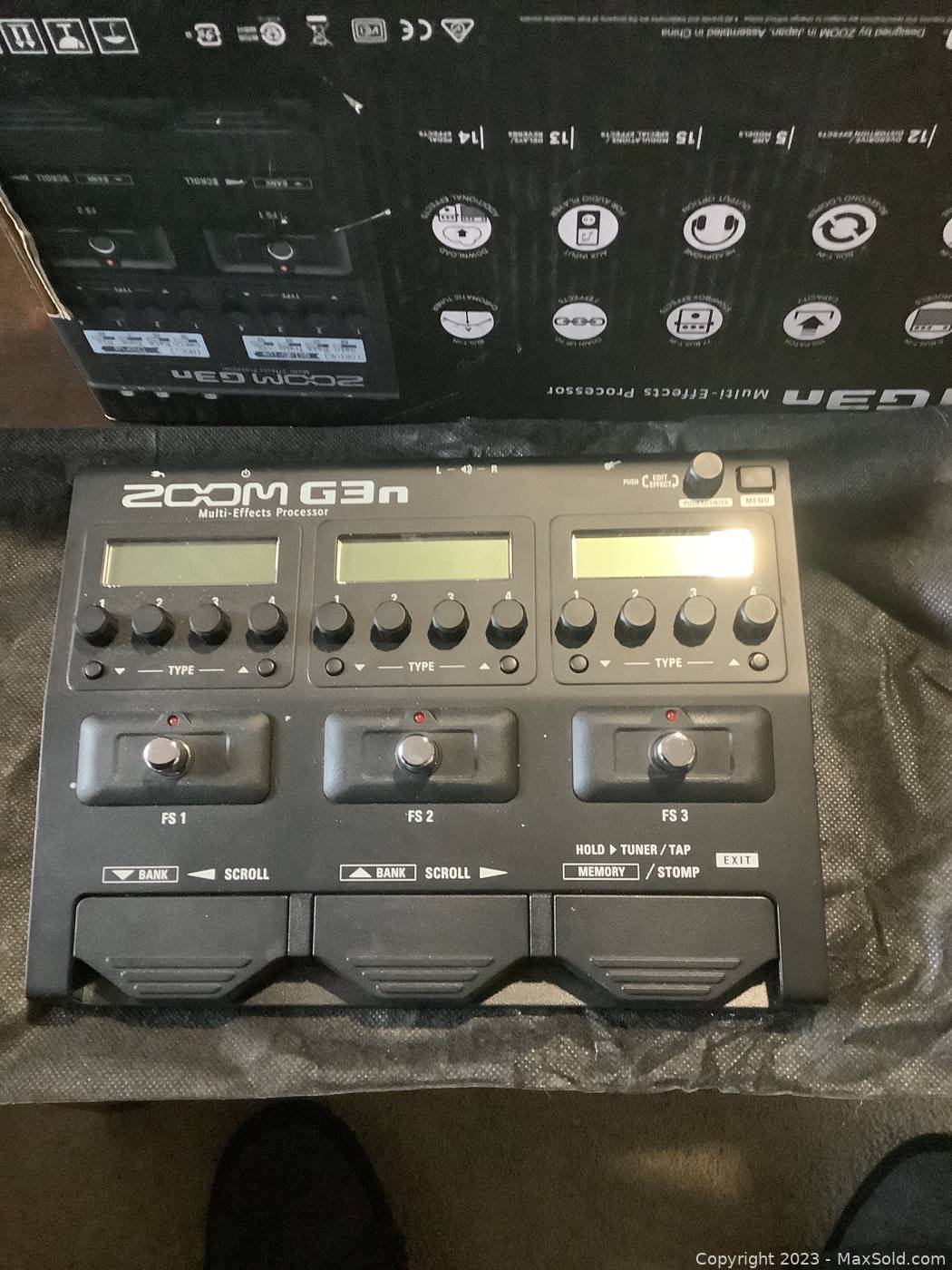 Zoom G3n Multi-Effects Processor for Guitar | MaxSold