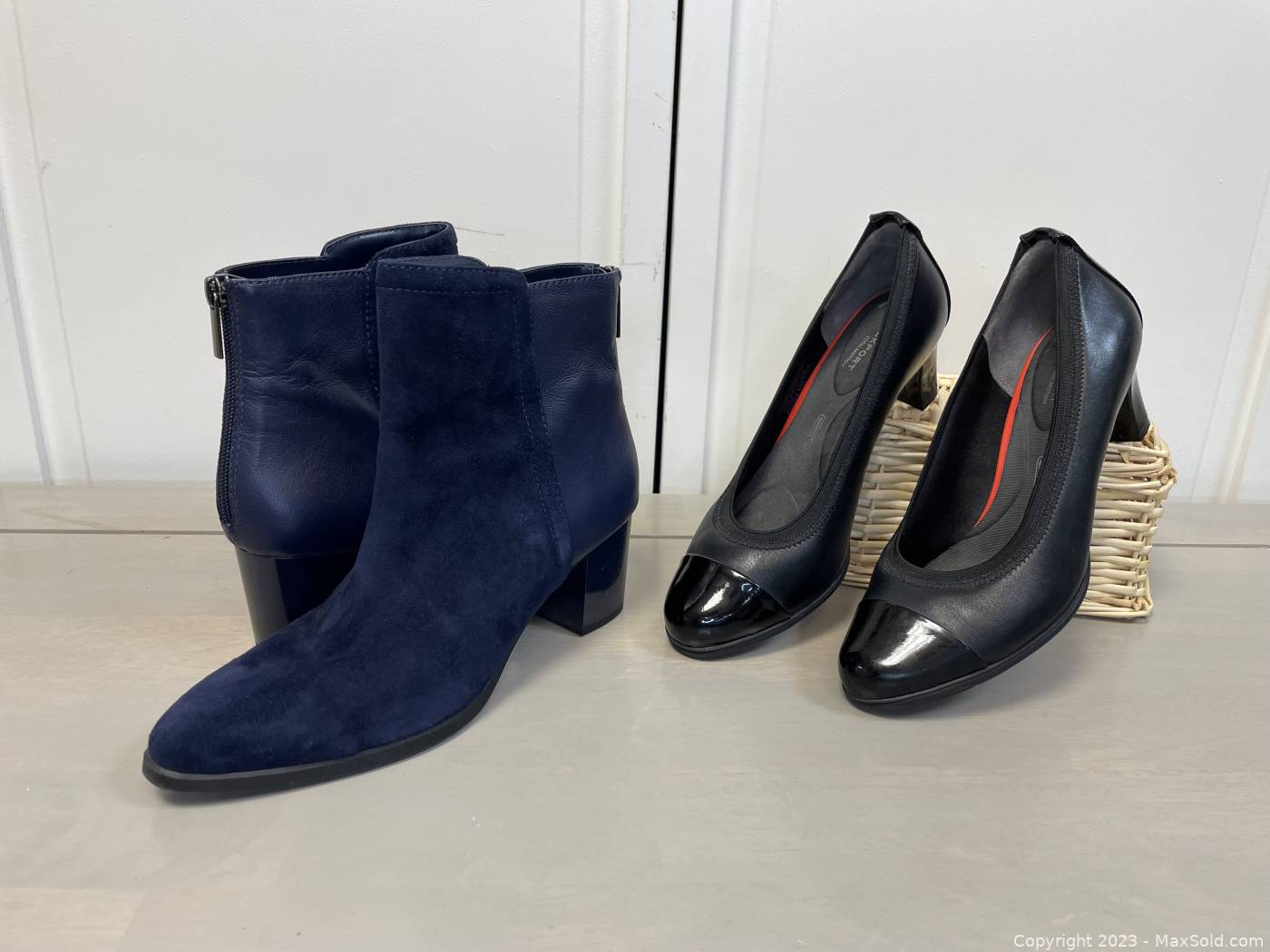 Navy booties heels best sale