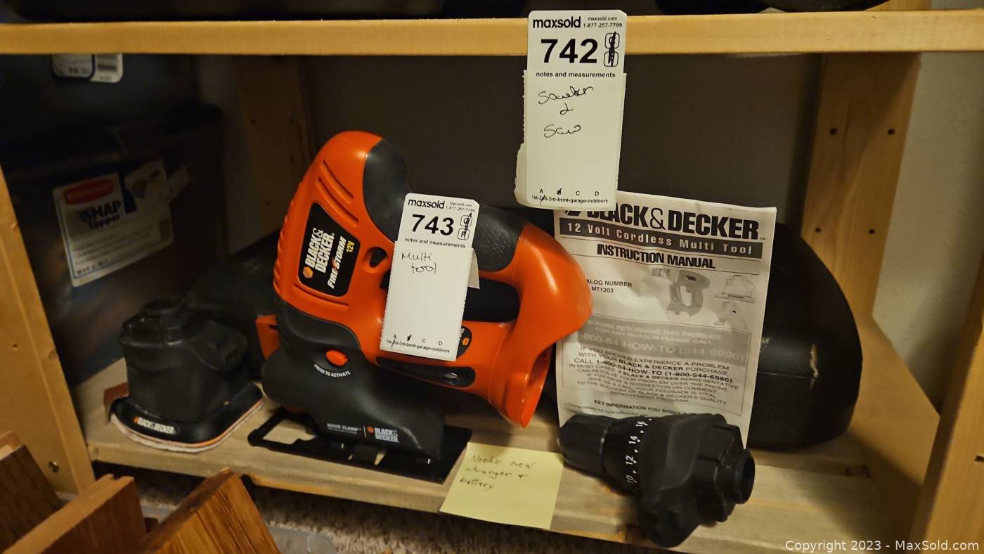 Black & Decker Fire Storm (MT1203) - 12V Cordless Multi-Tool Kit w/ 2  batteries