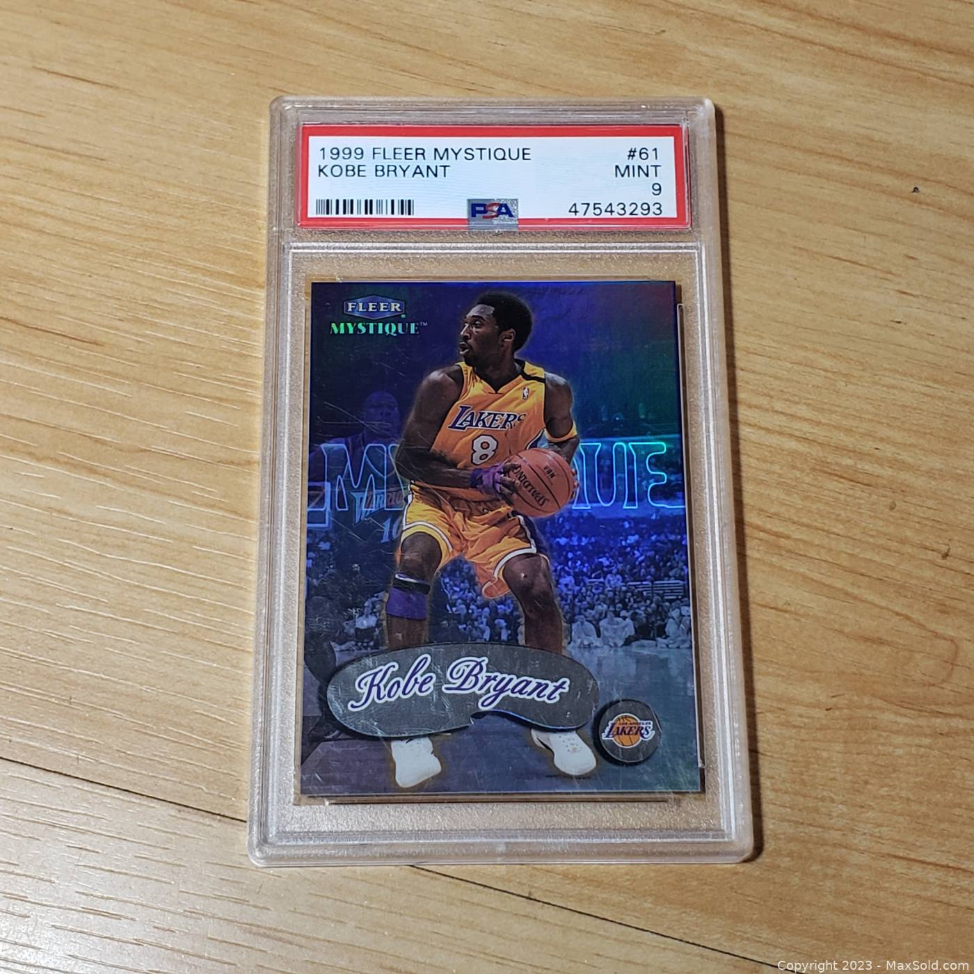 1999 Fleer Mystique Kobe Bryant #61 PSA authentic 8