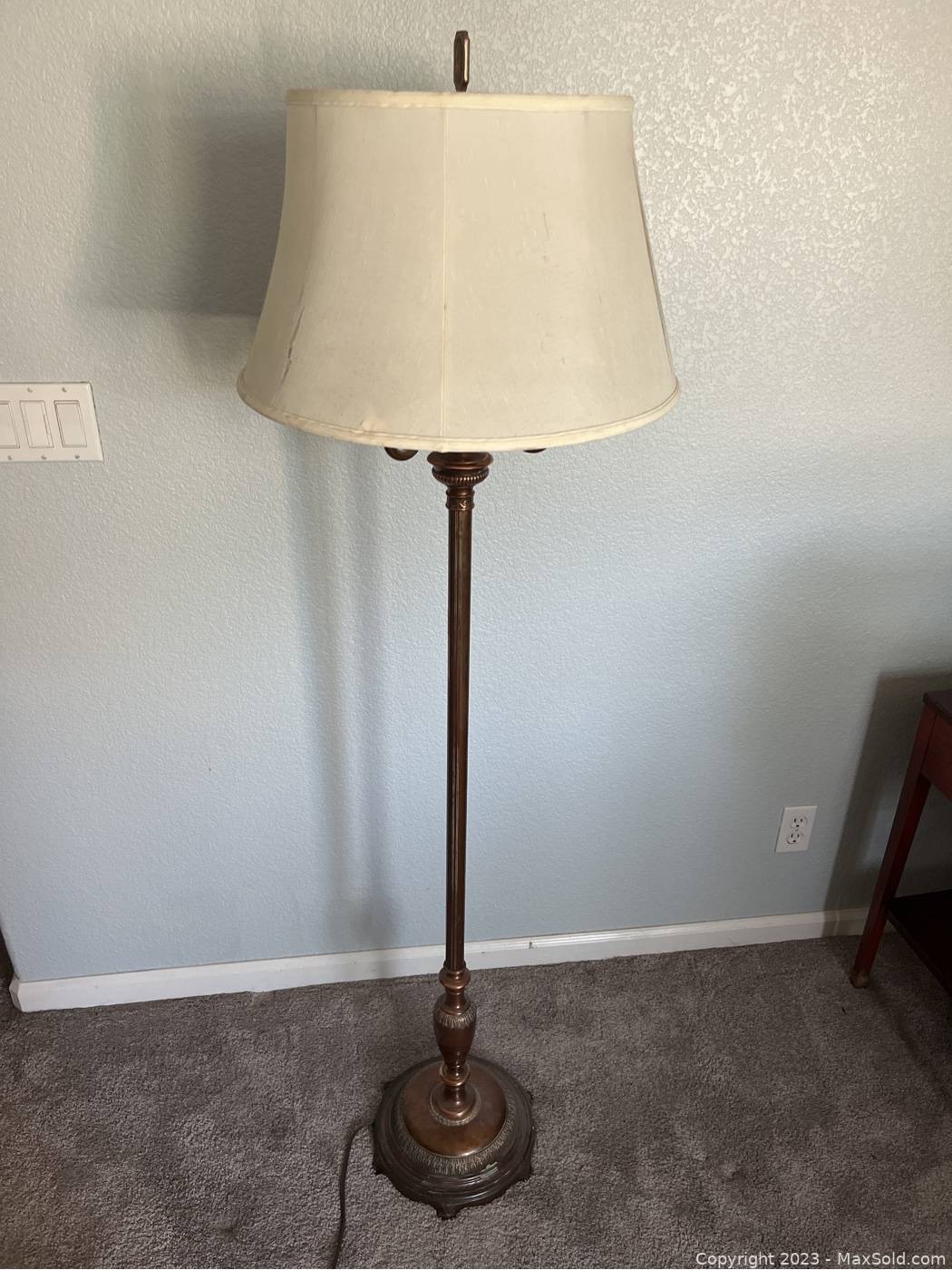 Floor Lamp Condo