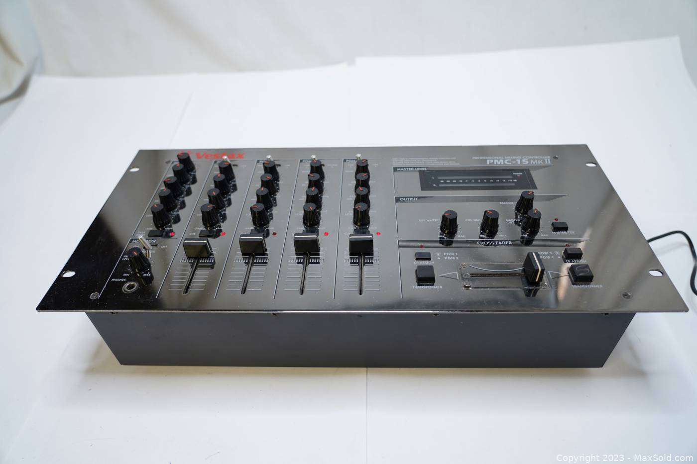 Vestax PMC-15 MKII DJミキサー 本体 Vestax › PMC-15MK2 › Mixer - Gearbase | DJResource