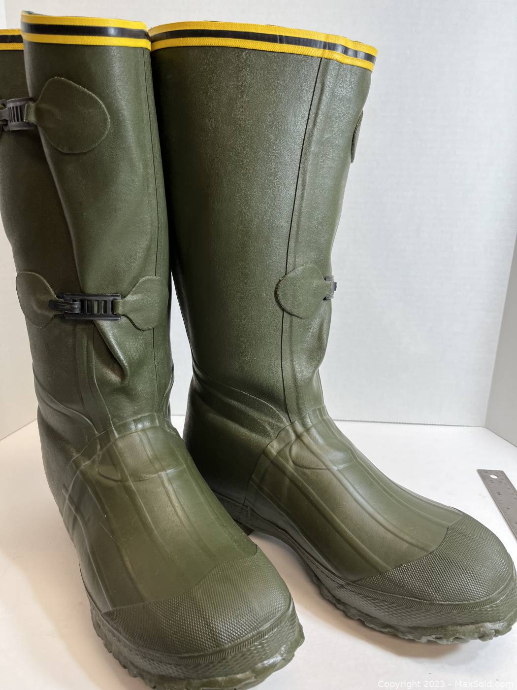 Wolverine rubber sales hunting boots