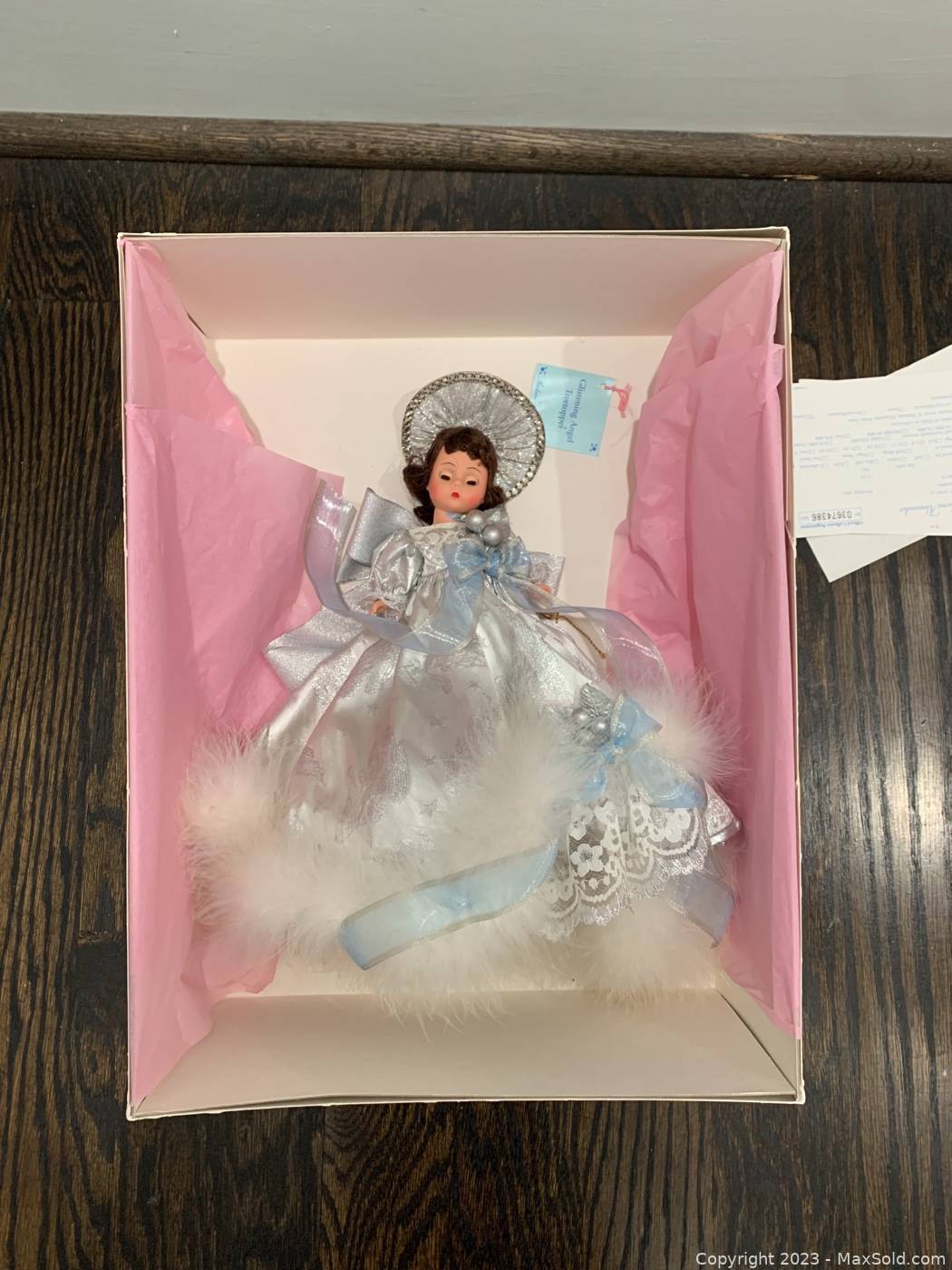 Madame alexander angel tree 2024 topper