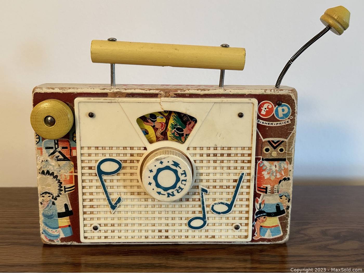 Fisher price 2025 wind up radio