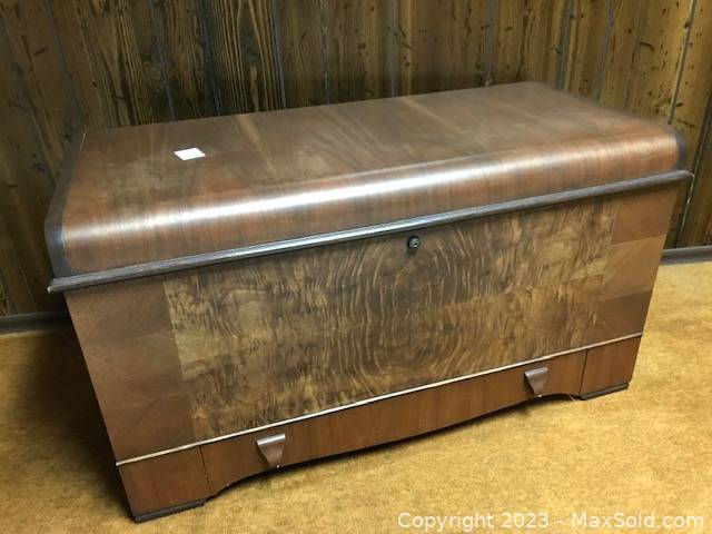 Boshart cedar chest discount