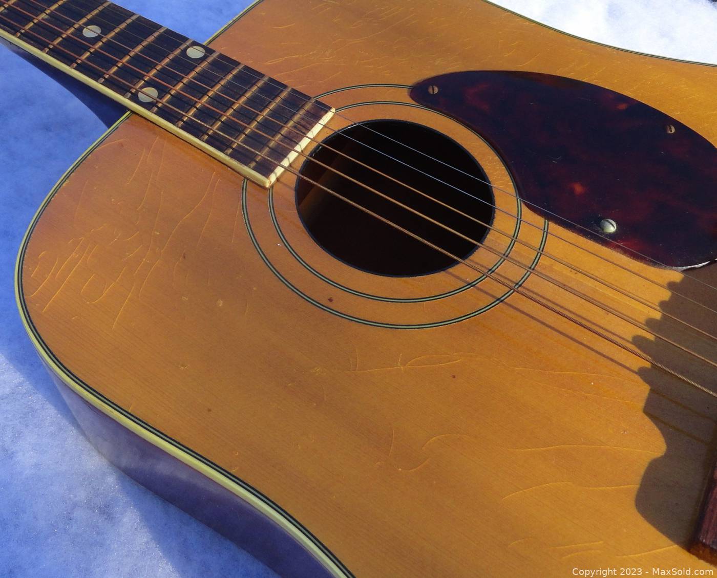 Kay dreadnought store acoustic guitar
