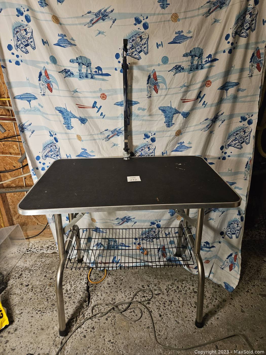 Used 2024 grooming table