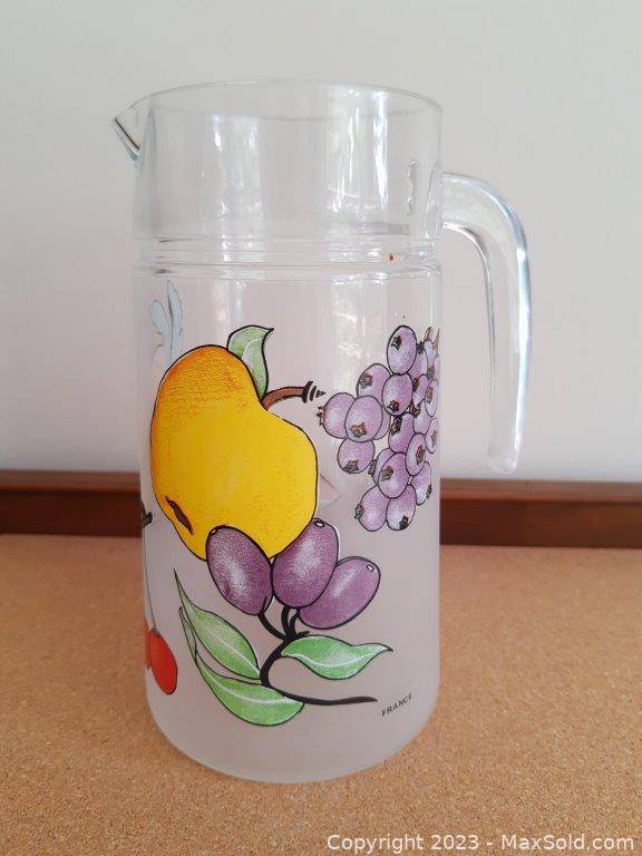 Sold at Auction: Glass Juice Pitcher With 5 Glasses