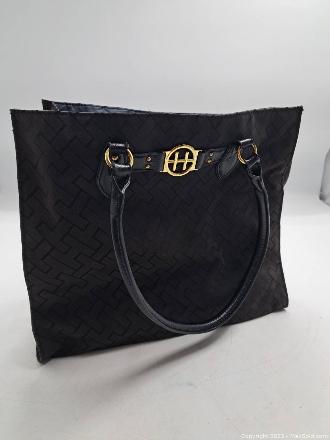 Tommy hilfiger discount handbags online canada