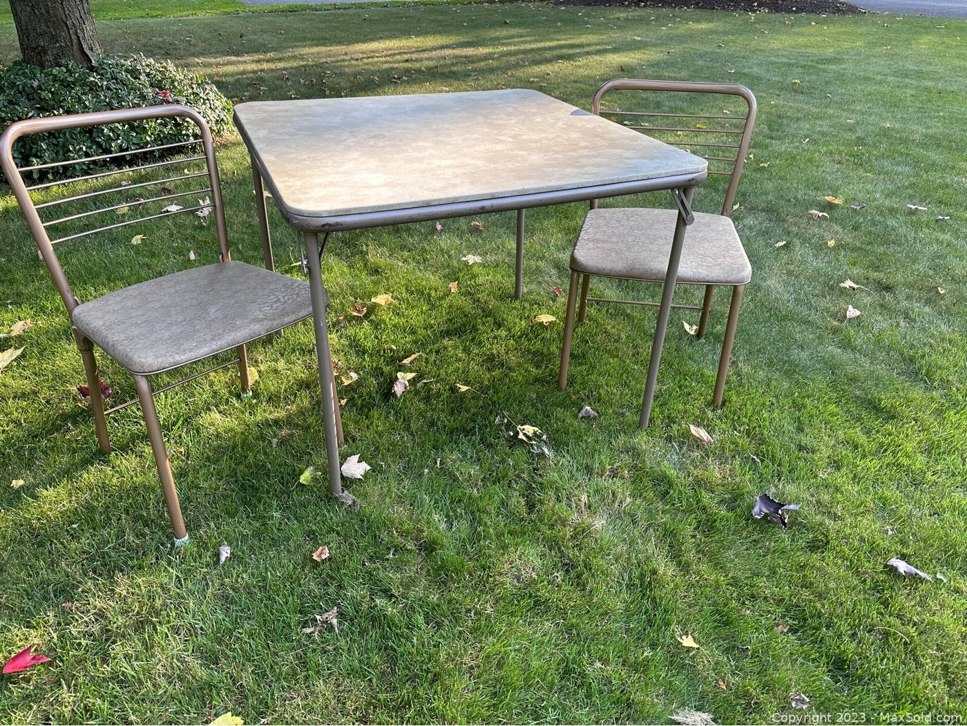 Antique card discount table and chairs