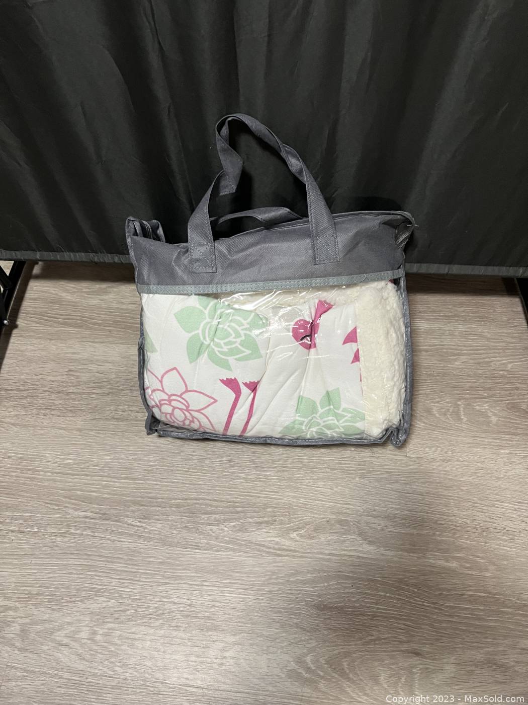 Flamingo sale utility tote