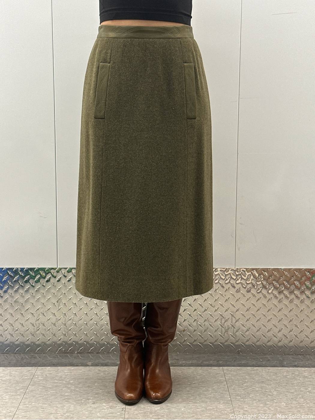 Long wool skirt canada best sale