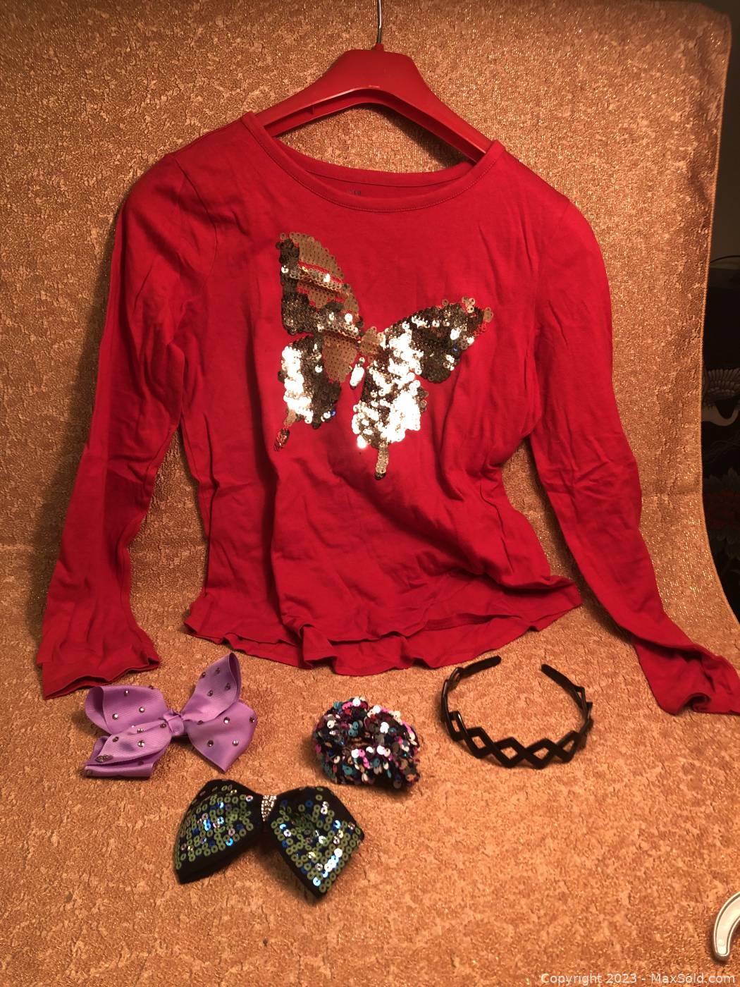 Gap Sequinned Butterfly Shirt size XXL girls & hair accessories