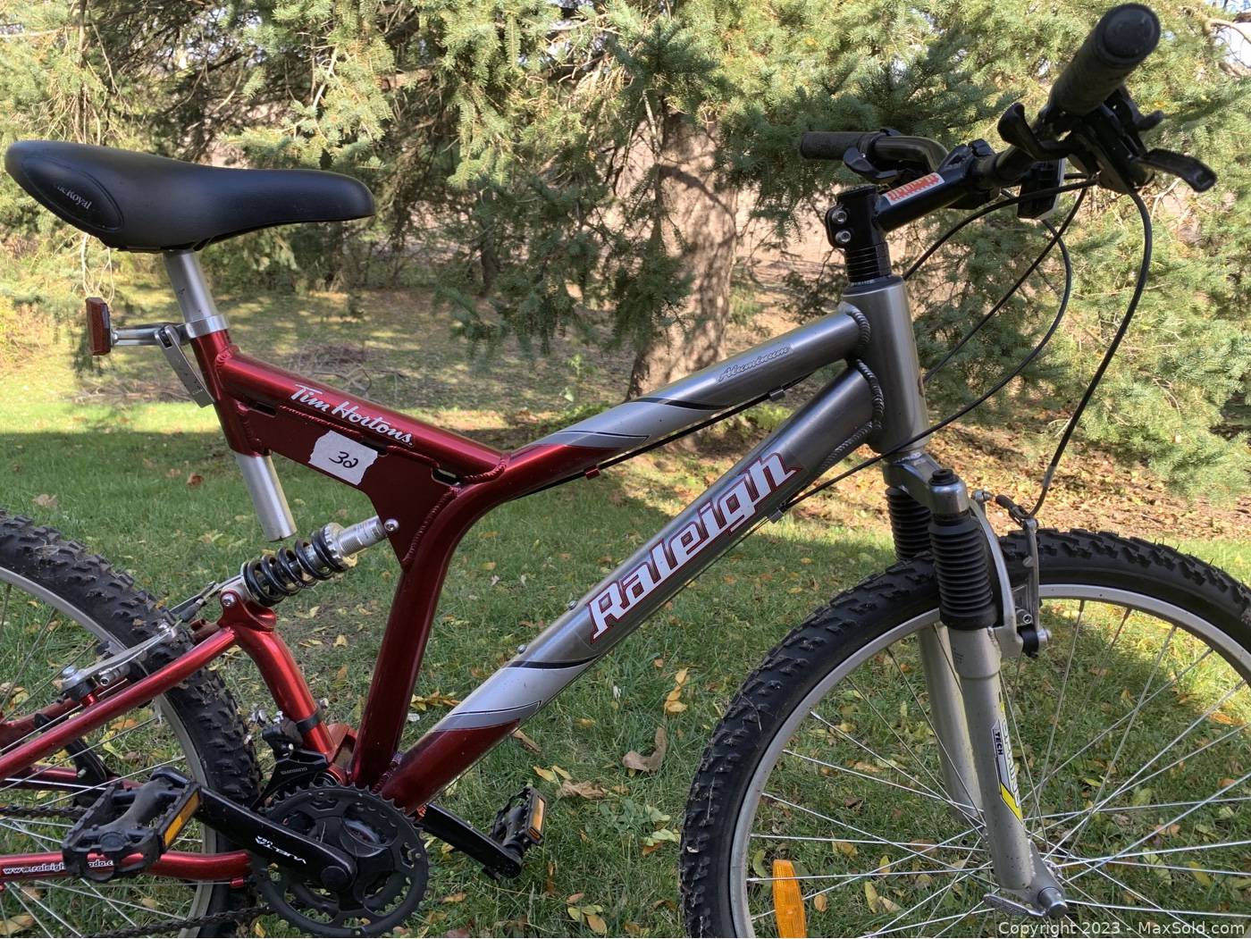 Raleigh tim hortons mountain 2024 bike