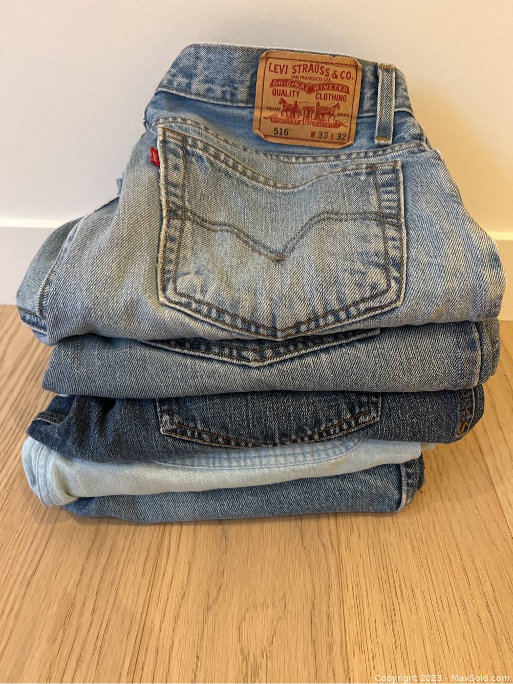 Levis deals calvin klein