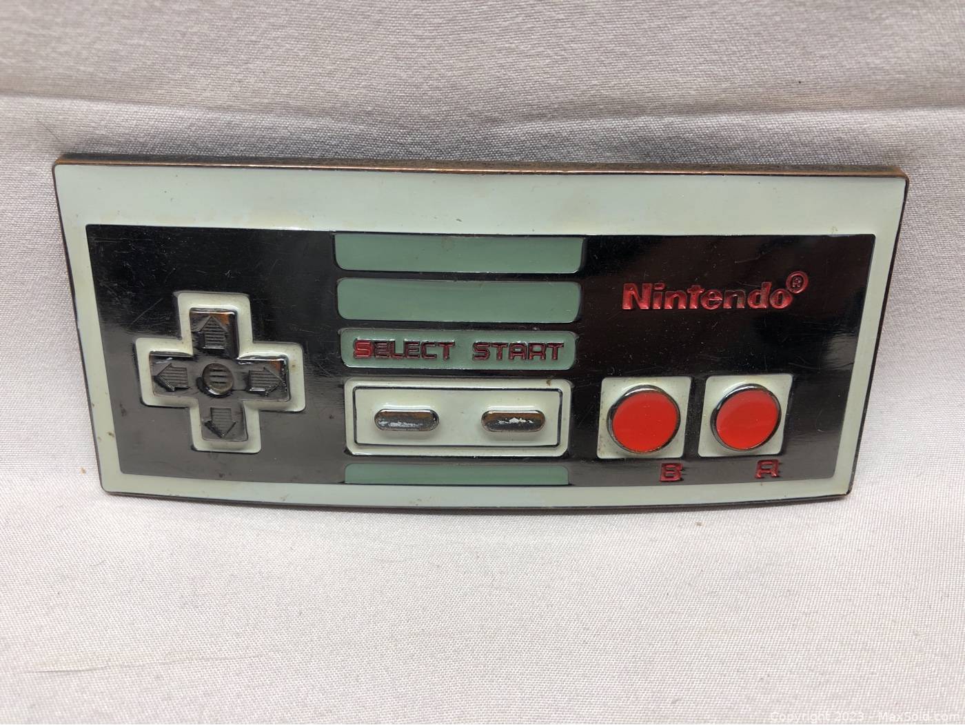 Nintendo belt clearance buckle