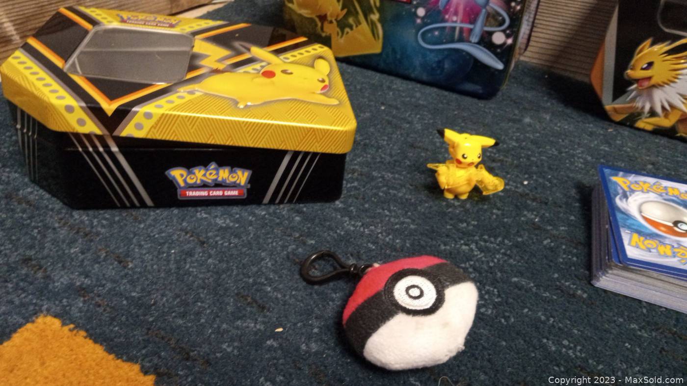 Sold at Auction: Pokemon Lunch Box with Trading Cards