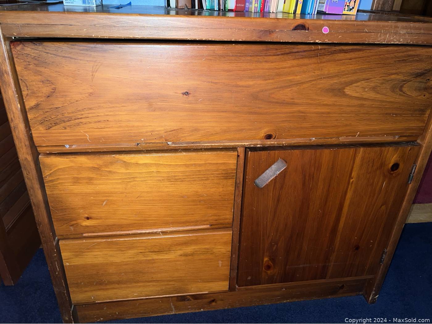 Andover 2024 oak dresser