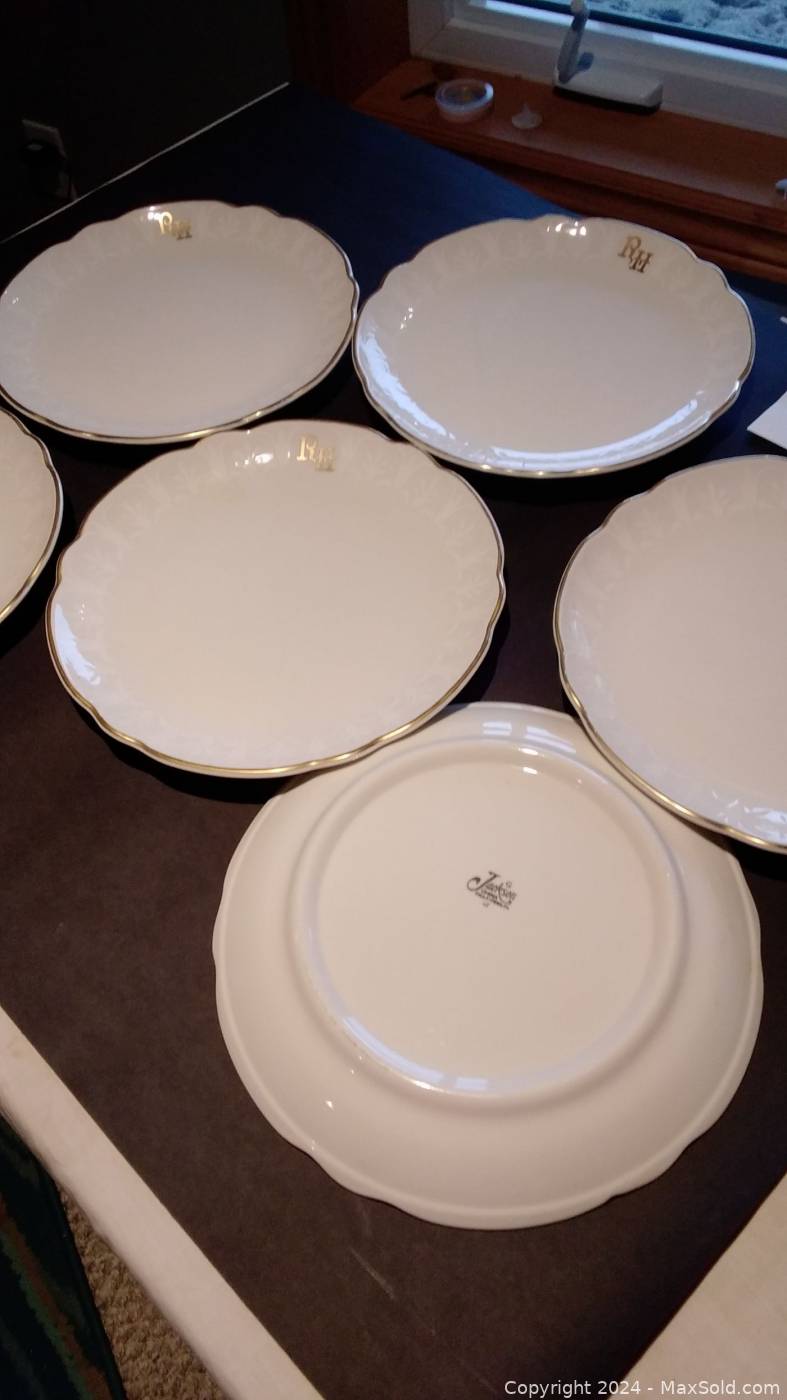 Oversized hotsell dinner plates