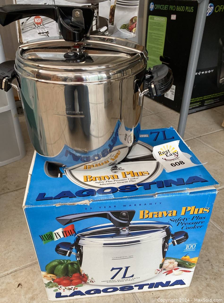 Lagostina brava best sale pressure cooker