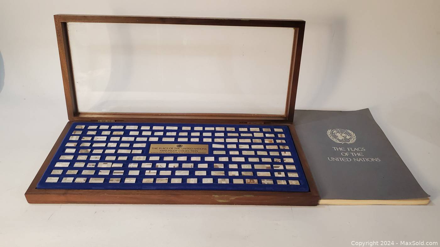 Franklin Mint Silver United Nations Flags Mini Ingot Collection