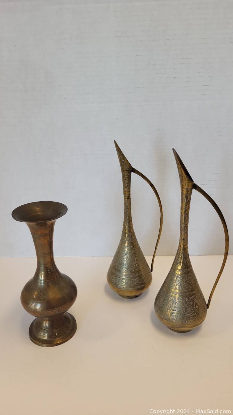 Brass Aladin Lamp (8'') Gold Finish - VD Importers Inc.