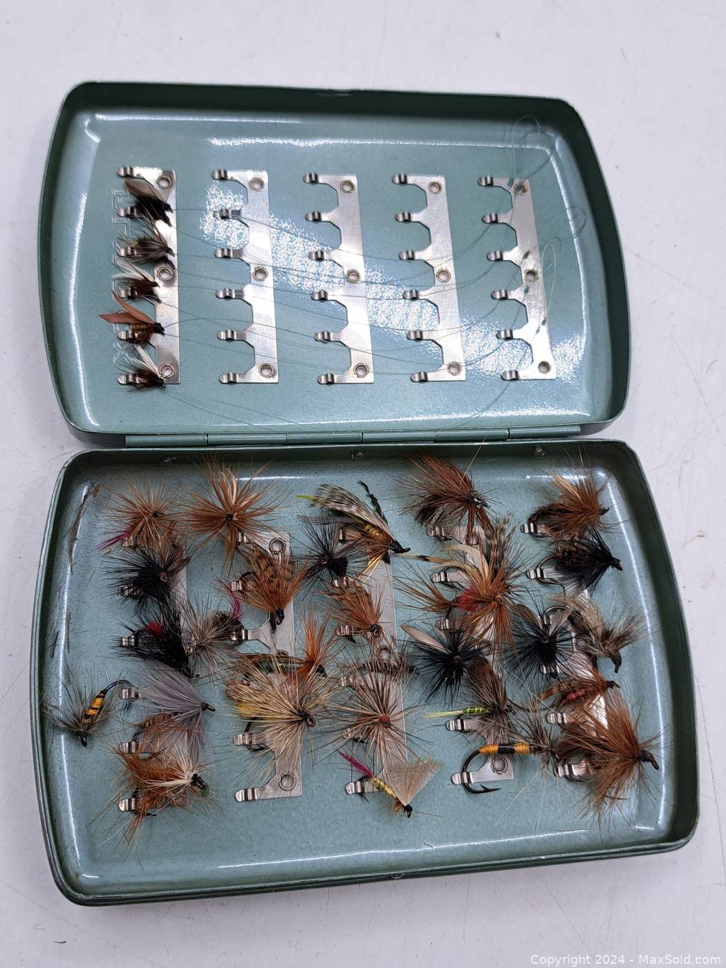 Sold at Auction: MIXED FLY FISHING LOT VINTAGE ANTIQUE
