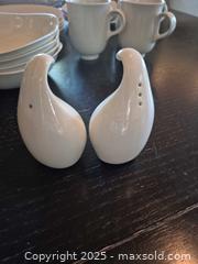 MaxSold Auction: Eva Zeisel for Crate &#38; Barrel 18-Piece China Placesetting - Coppell (Texas, USA) SELLER MANAGED Downsizing Online Auction - Parker Drive