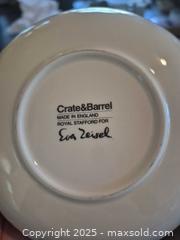 MaxSold Auction: Eva Zeisel for Crate &#38; Barrel 18-Piece China Placesetting - Coppell (Texas, USA) SELLER MANAGED Downsizing Online Auction - Parker Drive