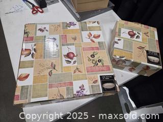 MaxSold Auction: 2 piece boxed servingware in original gift boxes. New old stock.  - Toronto (Ontario, Canada) SELLER MANAGED Downsizing Online Auction - Carlingview Drive